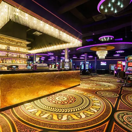 Card Hotel *